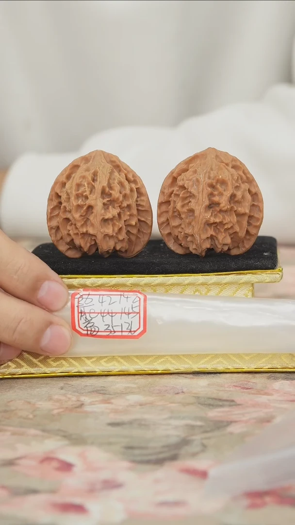 把件文玩核桃苹果园