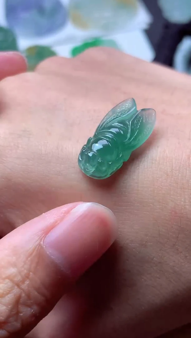 翡翠未镶嵌颈饰天然翡翠