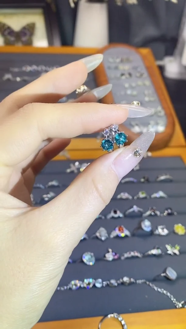 【闪购商品】水晶手链银S925镶嵌A174