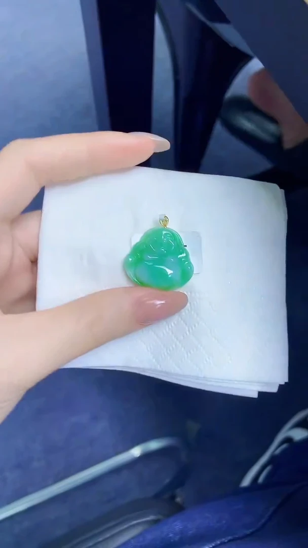 翡翠18K金镶嵌颈饰天然缅甸A货翡翠