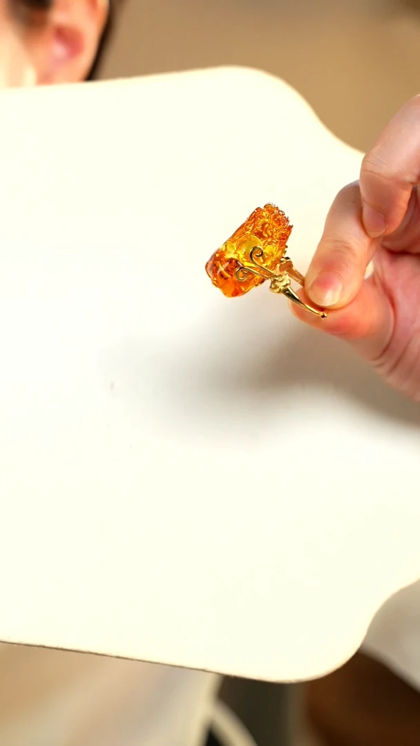 银S925镶嵌琥珀戒指花珀貔貅戒指