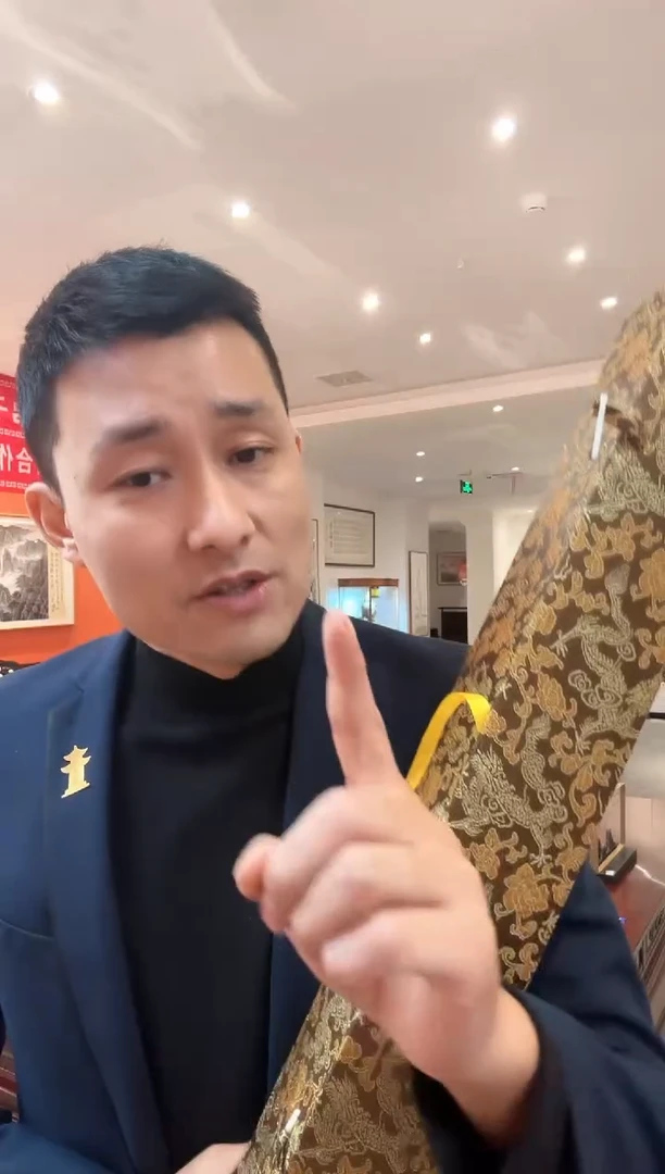 国画易志平 国画荷花D001