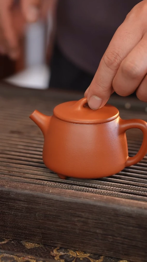 茶壶紫砂朱泥 半手工 宽口 高石瓢