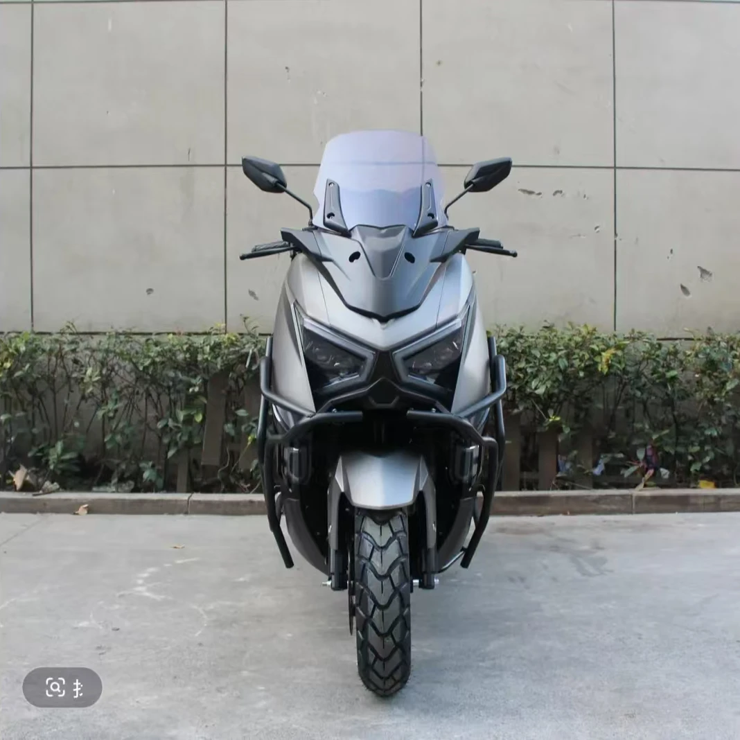 望雅150踏板摩托车