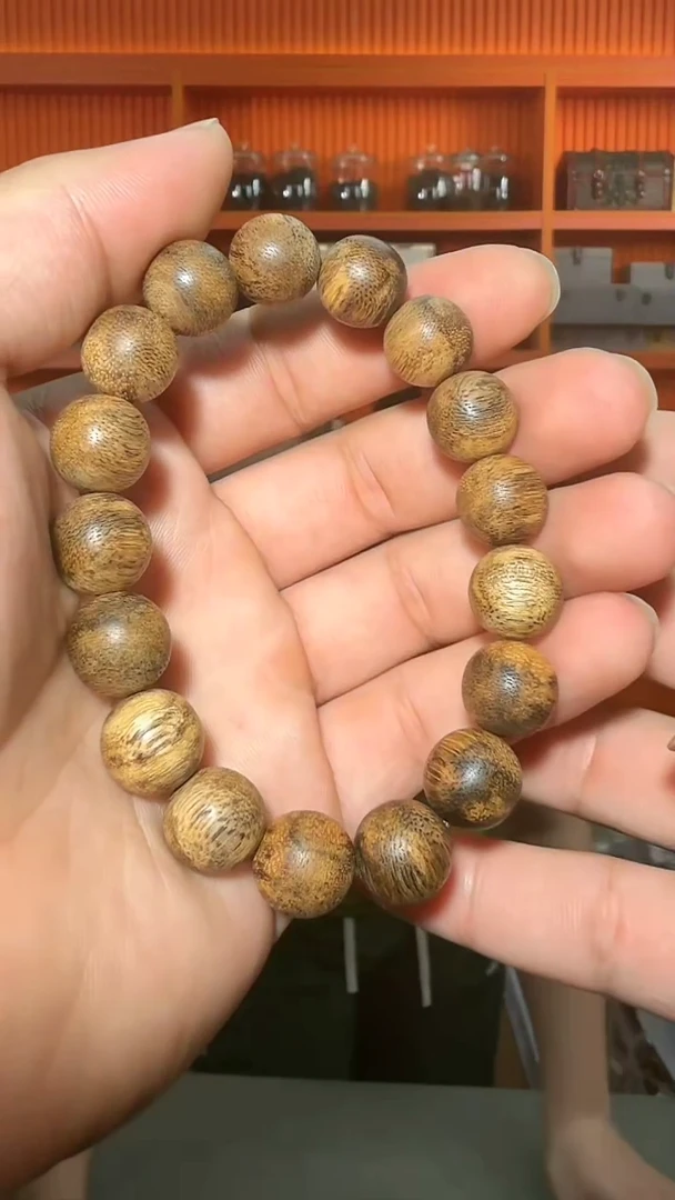 沉香手串27号单圈达拉干1.3多样性发一