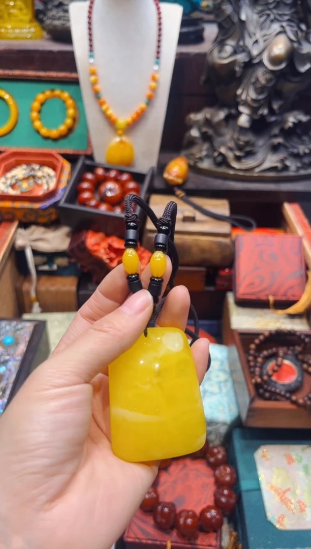 【闪购商品】蜜蜡裸石未镶嵌欣妹专属精选链接c32151