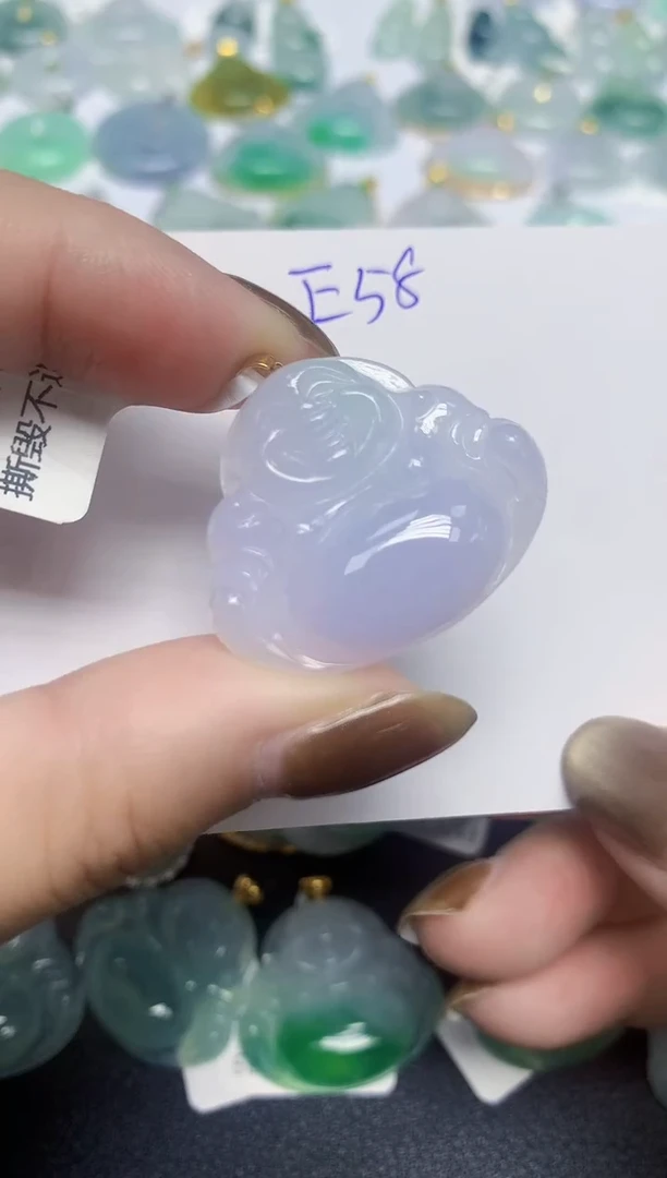 颈饰18K金镶嵌翡翠天然缅甸翡翠A货翡翠百元以上9元证书费自理