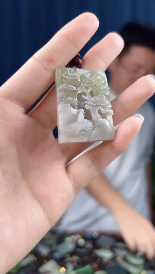 颈饰未镶嵌和田玉拍一发一，多样性发货
