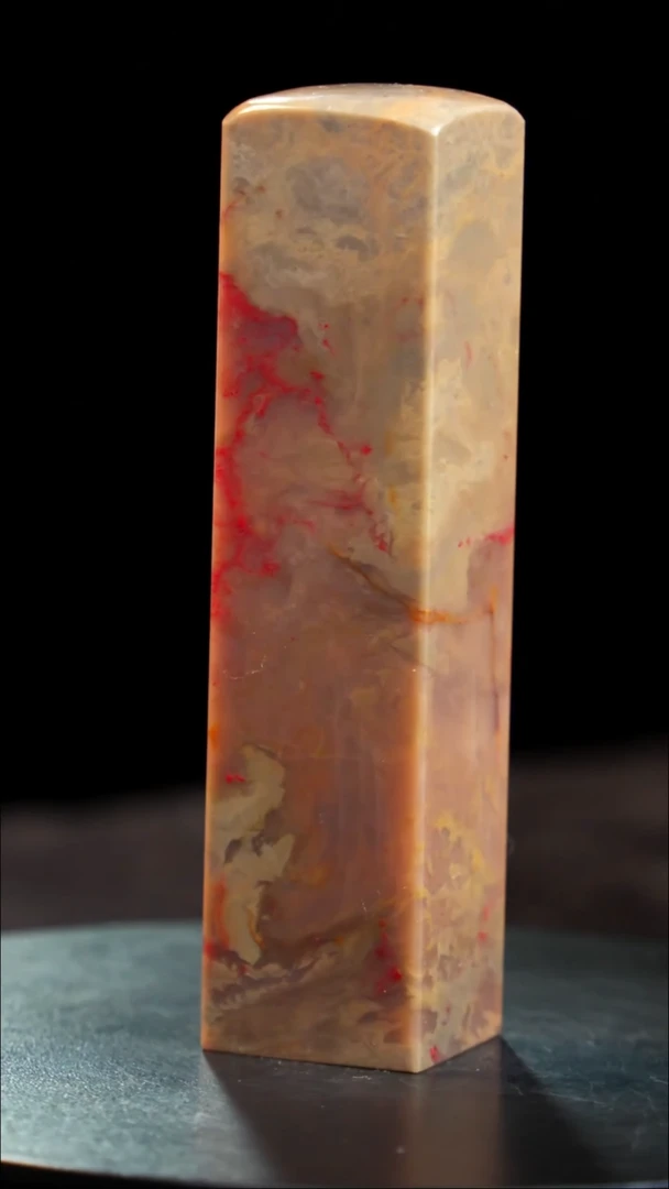 鸡血石黄冻鸡血石