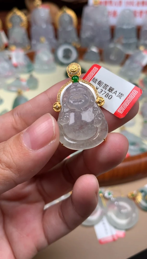 【闪购商品】翡翠颈饰18K金镶嵌财爷