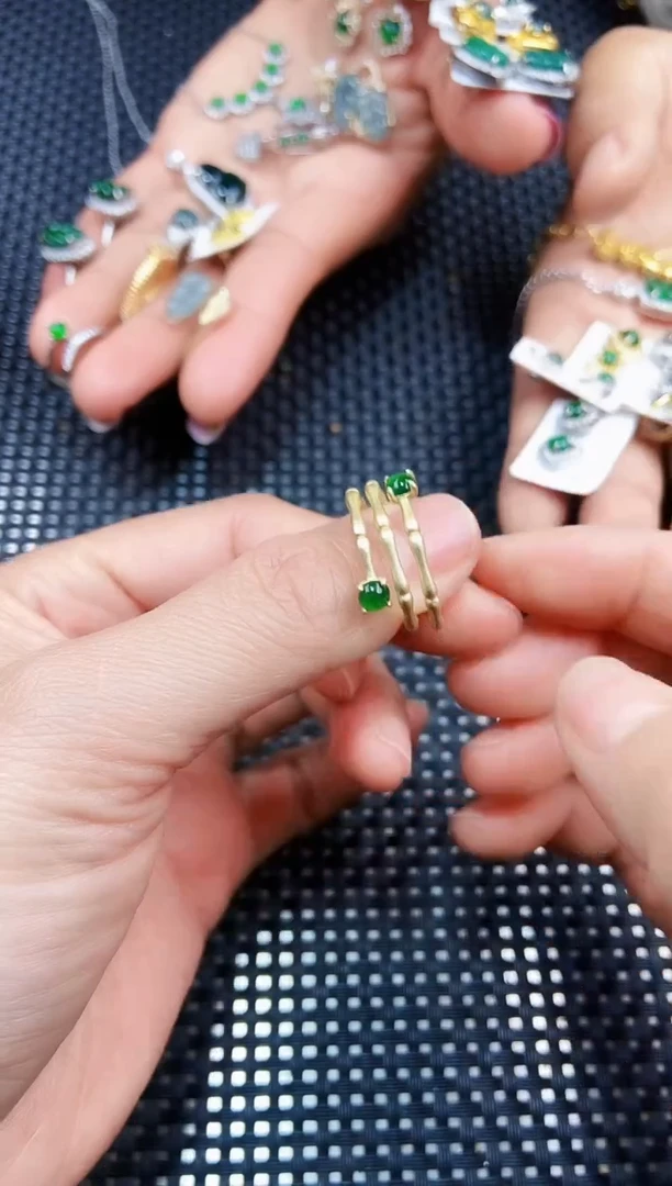 【闪购商品】翡翠戒指未镶嵌11111111
