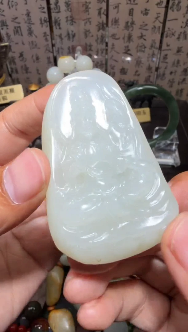 未镶嵌和田玉挂件和田玉