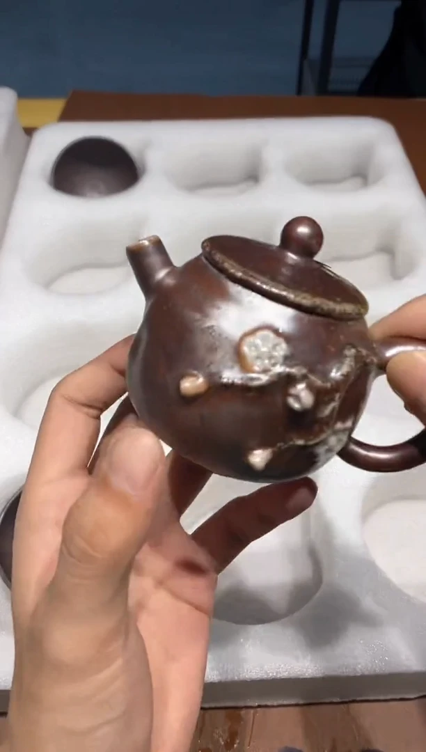 奢瓷/瑞寅柴烧茶器（壶）210