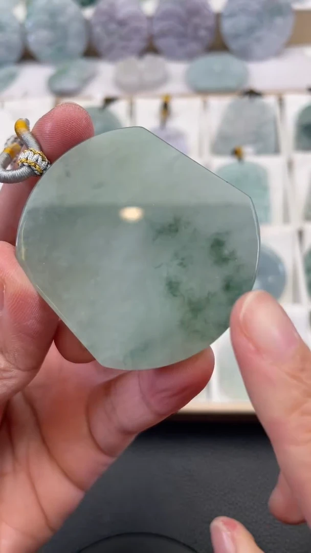 颈饰未镶嵌翡翠天然缅甸翡翠A货483