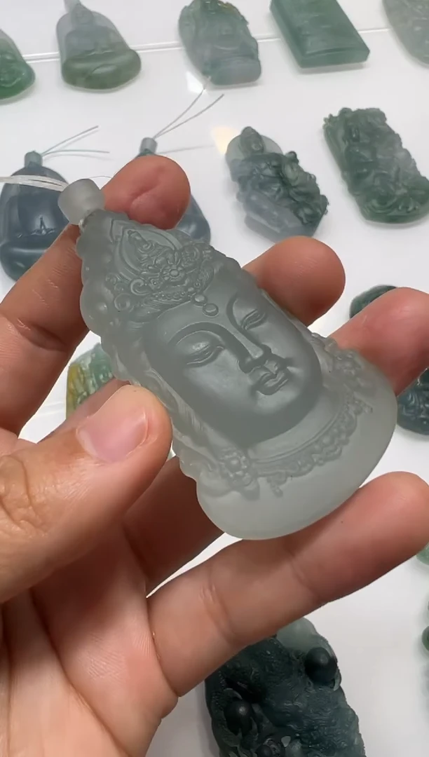 【闪购商品】定制翡翠未镶嵌观音首