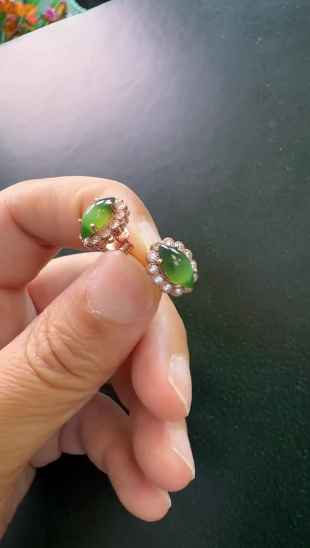 和田玉银S925镶嵌耳钉耳钉