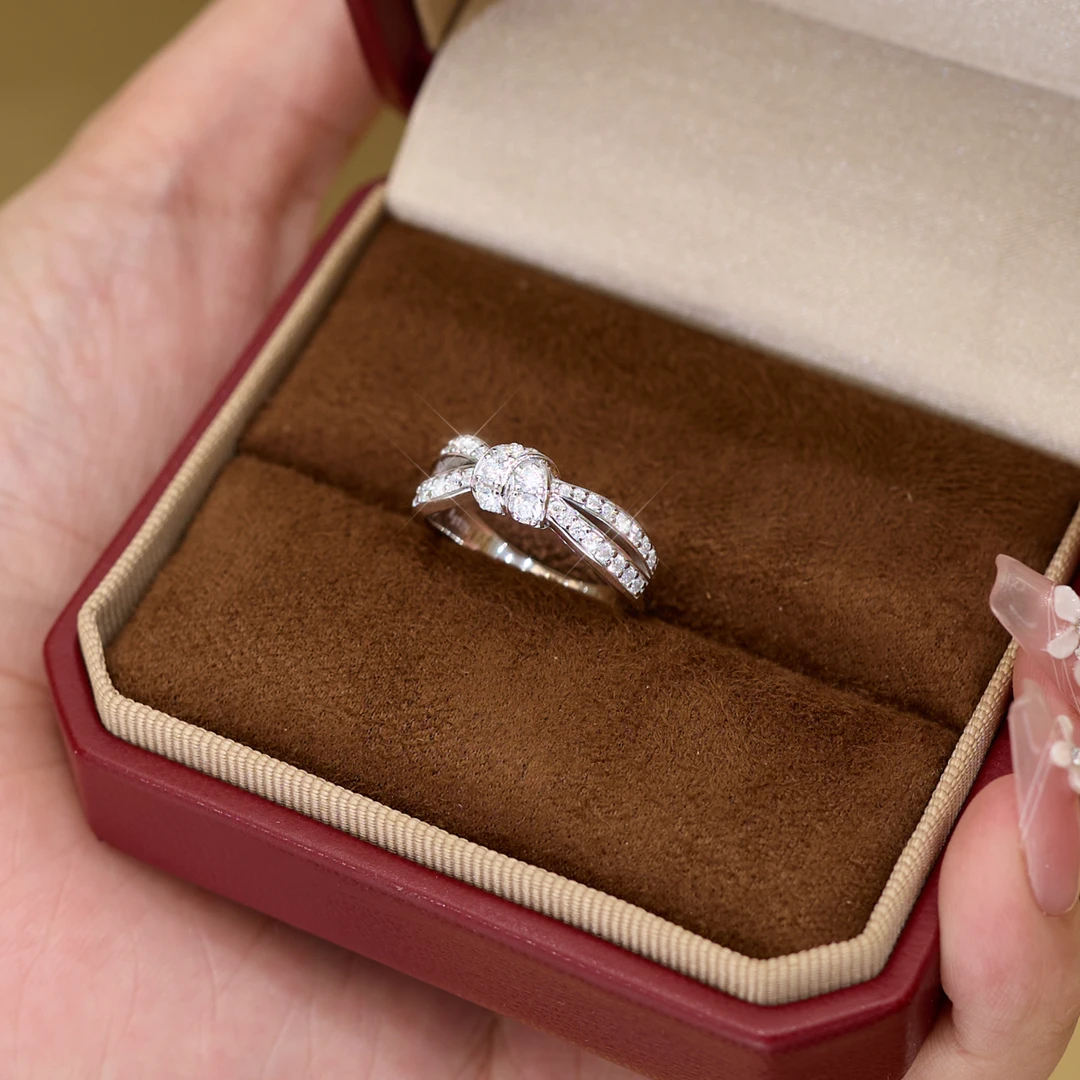 恒美娜 925银莫桑石戒指 绳节满镶时尚高奢简约排戒镶嵌带钻精