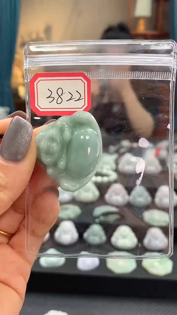 颈饰未镶嵌翡翠佛公3822