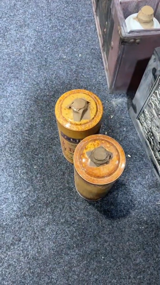 瓷片?*光所见即所得；；瓷片