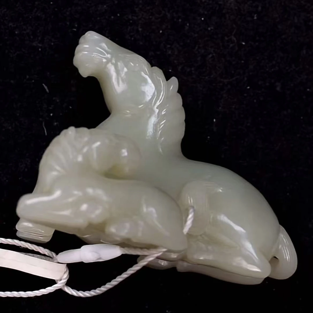 清代和田玉双马把件