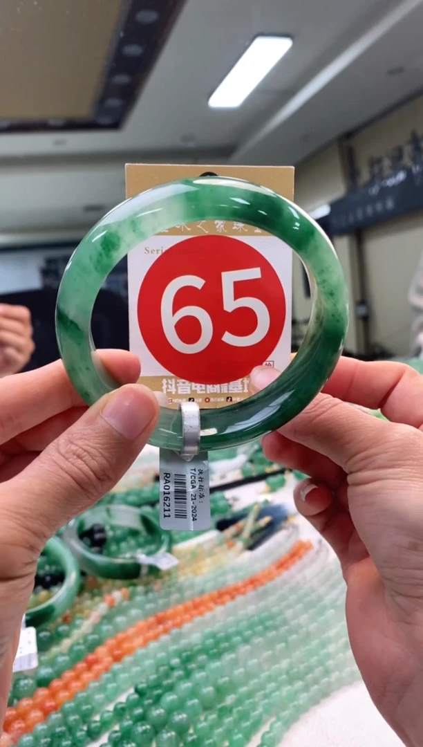 未镶嵌手镯石英质玉60+65