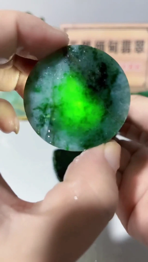 未镶嵌裸石翡翠339