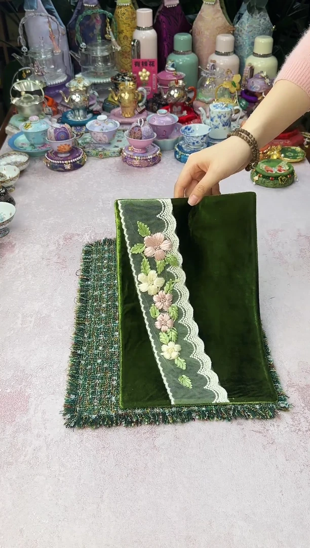 15绿色丝绒信封茶席