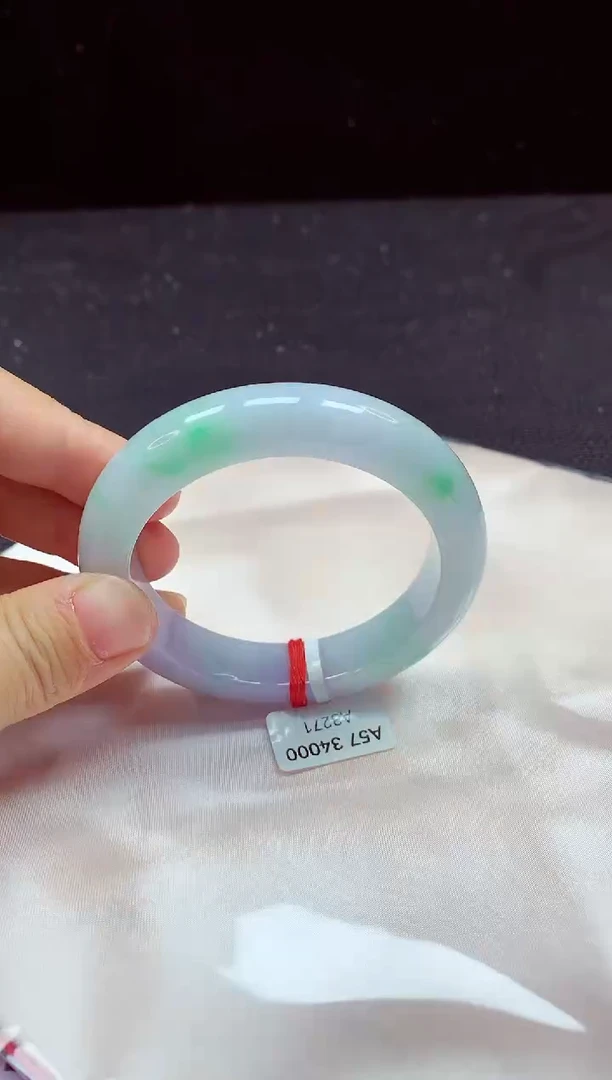 【闪购商品】翡翠手镯未镶嵌镯子57+