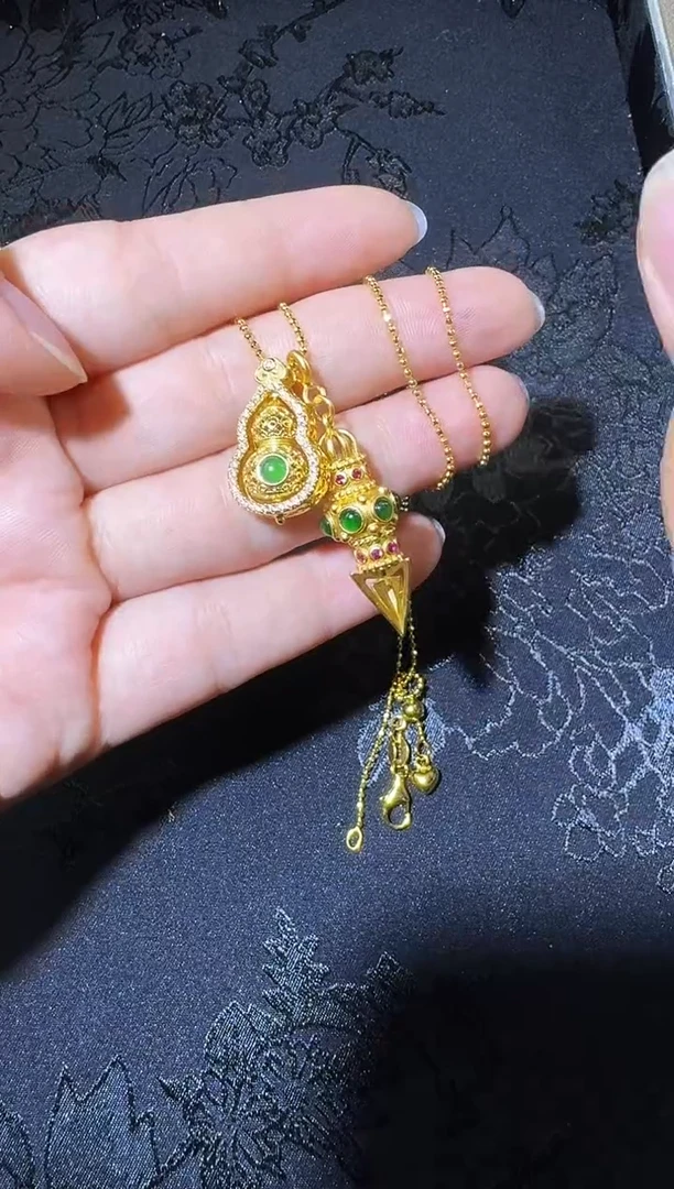 【闪购商品】翡翠吊坠(不含链)银S925镶嵌韦雪同款