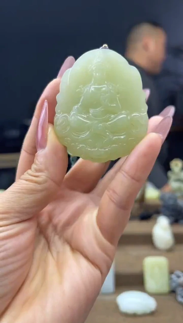 颈饰未镶嵌和田玉1