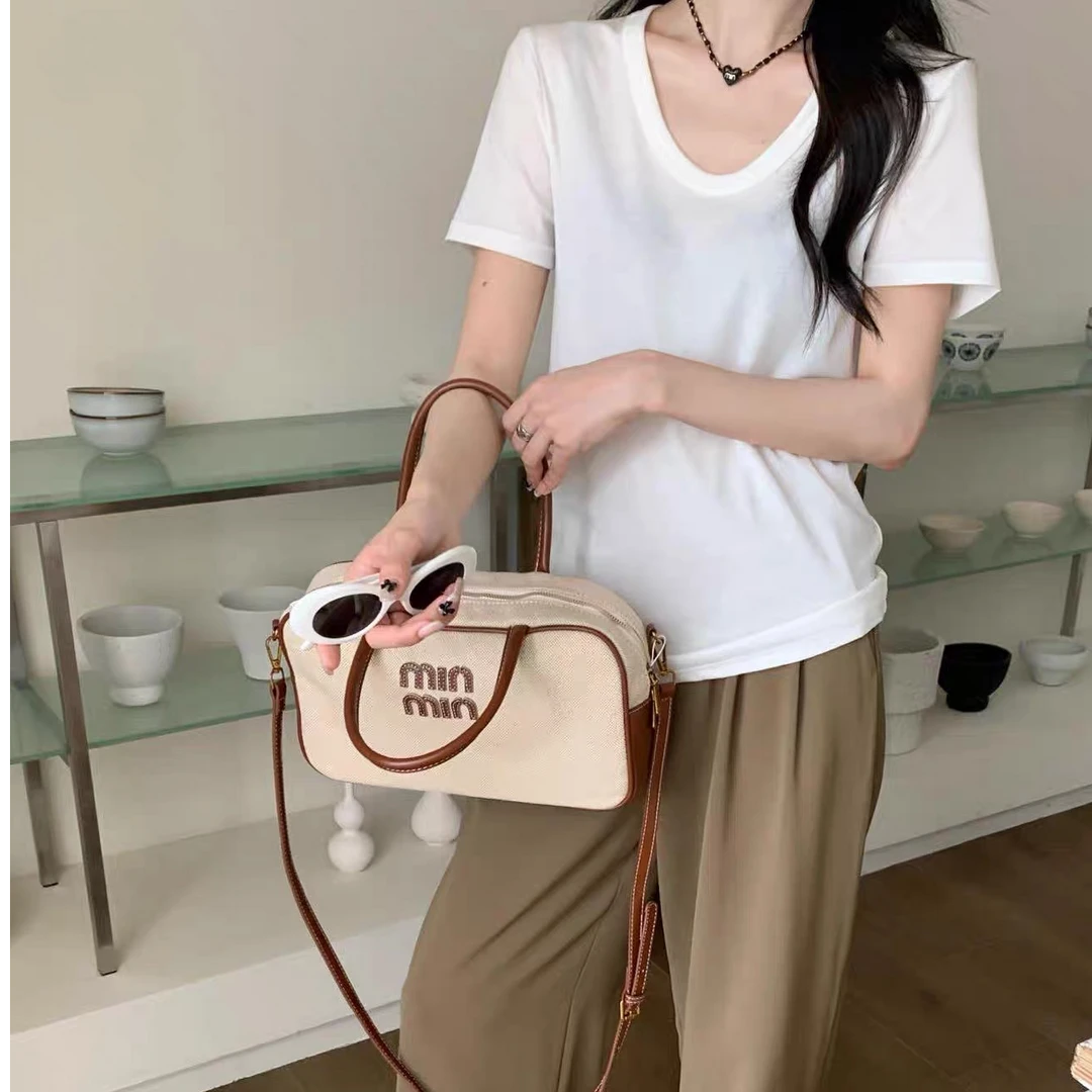 夏季衣橱必备圆领时尚休闲百搭简约T