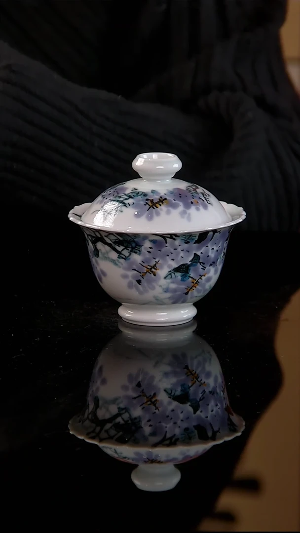 李华手绘釉中五彩紫藤花花口盖碗