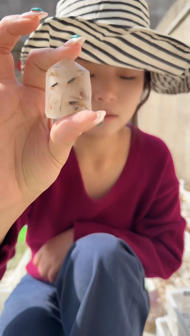 摆件未镶嵌水晶发晶 702