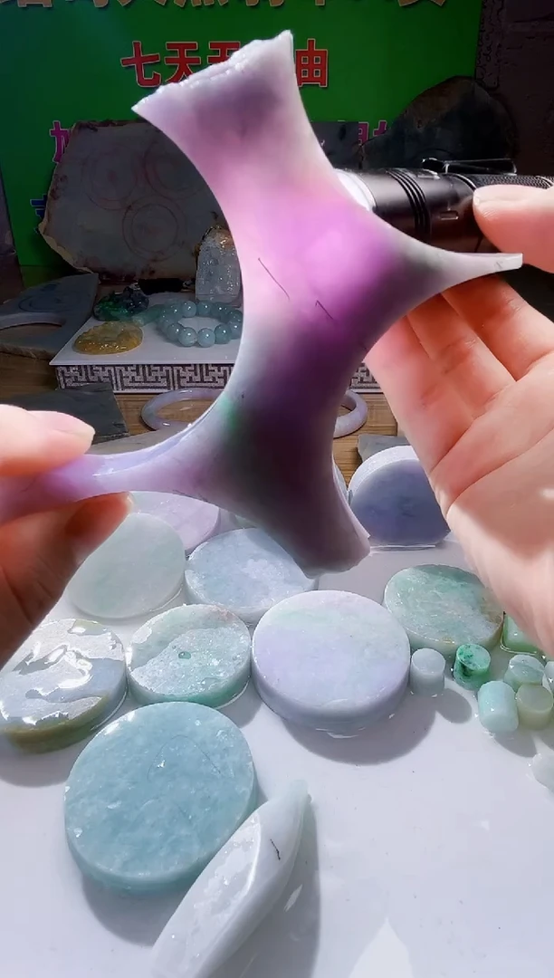 翡翠未镶嵌颈饰翡翠A货620