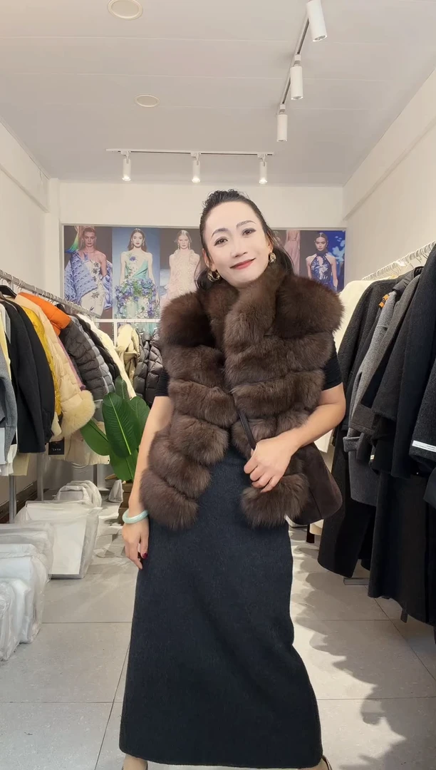 高定马甲外套主播身上现货1件