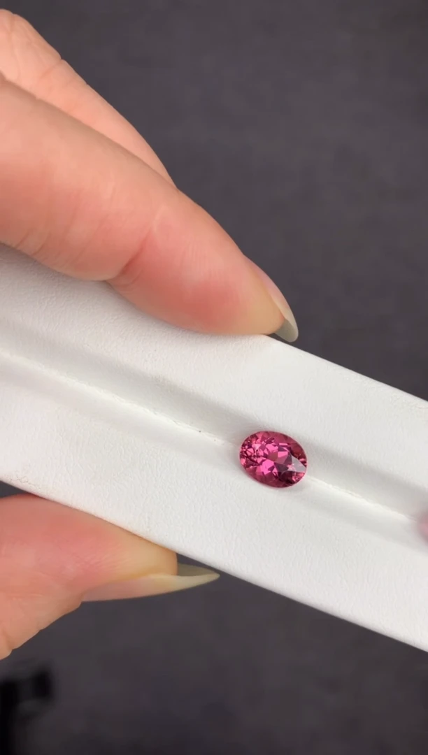 【闪购商品】碧玺裸石未镶嵌2.1克拉