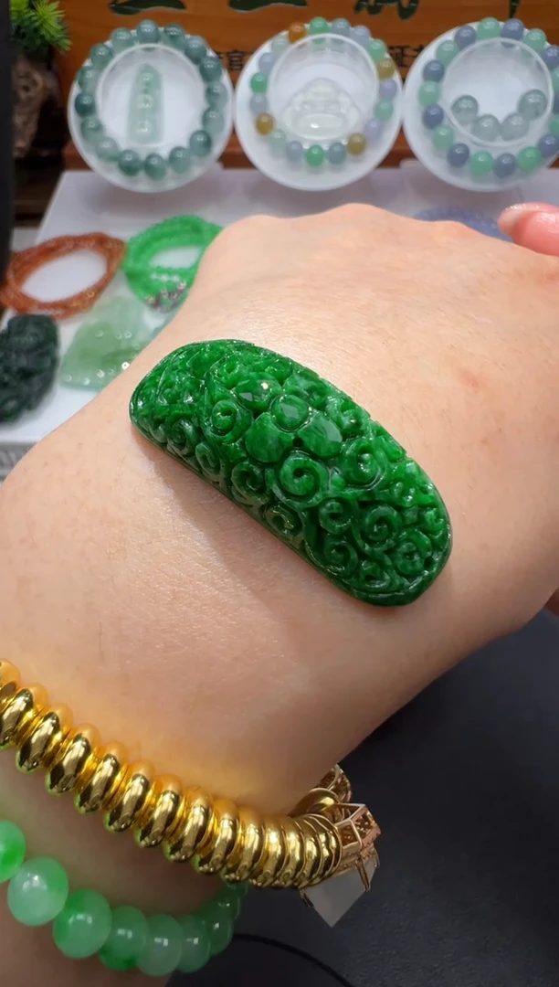 【闪购商品】定制翡翠未镶嵌33.4*13.2*9.4手牌