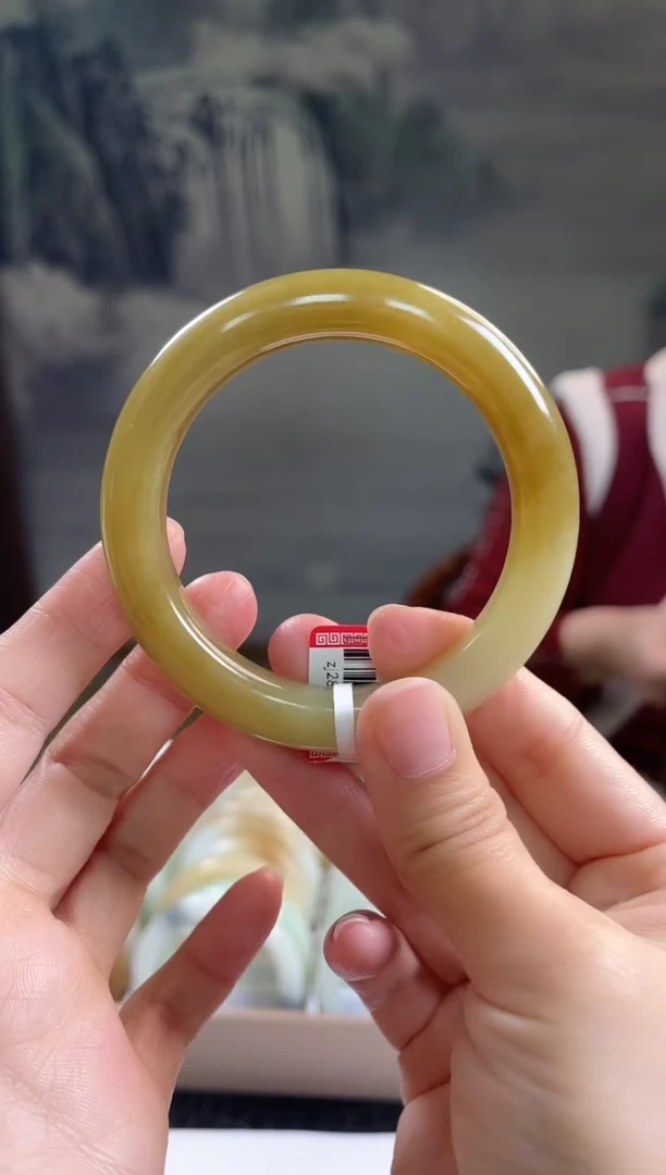 未镶嵌手镯和田玉56+圈口