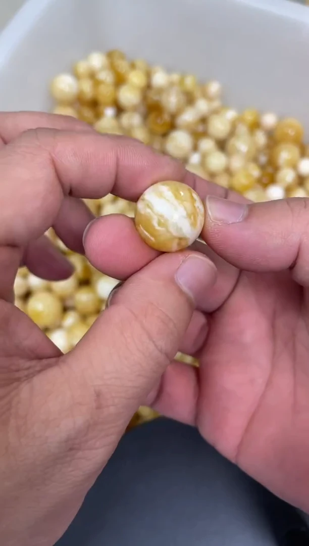 【闪购商品】琥珀颈饰未镶嵌原矿俄料蜜蜡圆珠