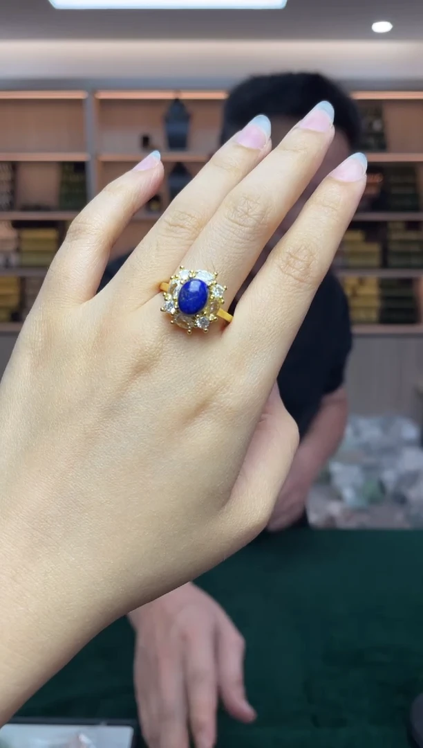 青金石未镶嵌·多样性发一件