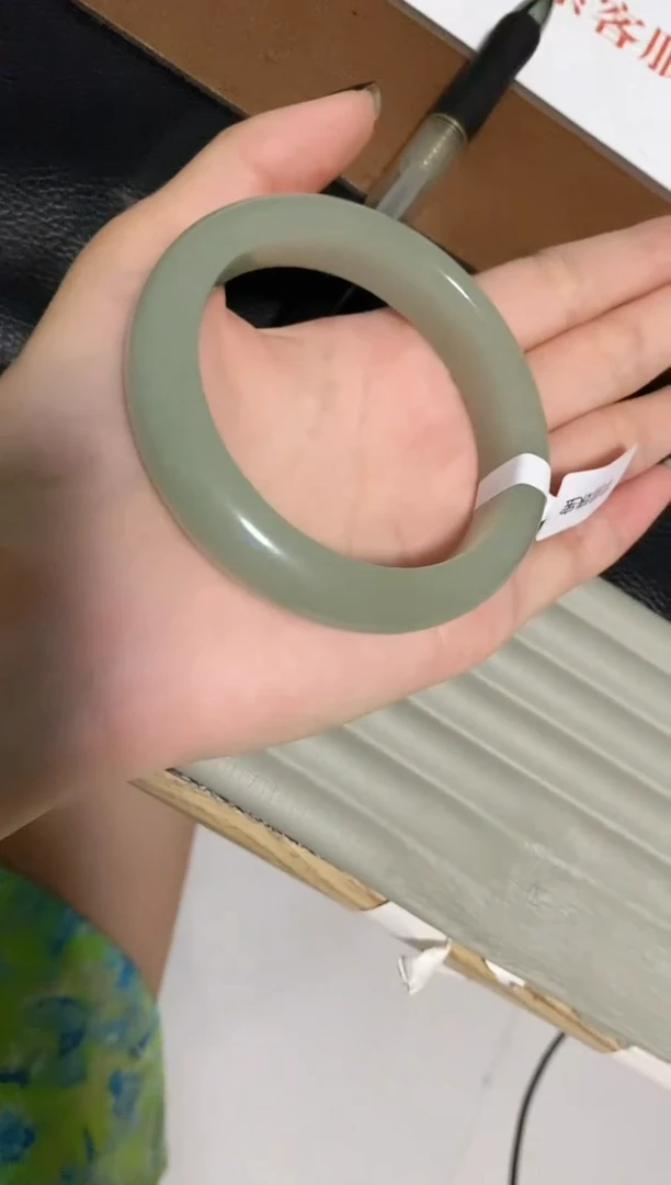石英质玉手镯未镶嵌007-58