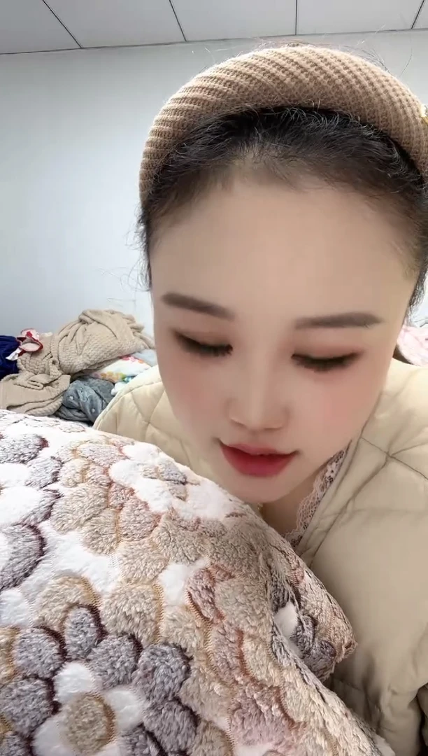 法兰绒百****姐3X1.7左右以主播所说为准