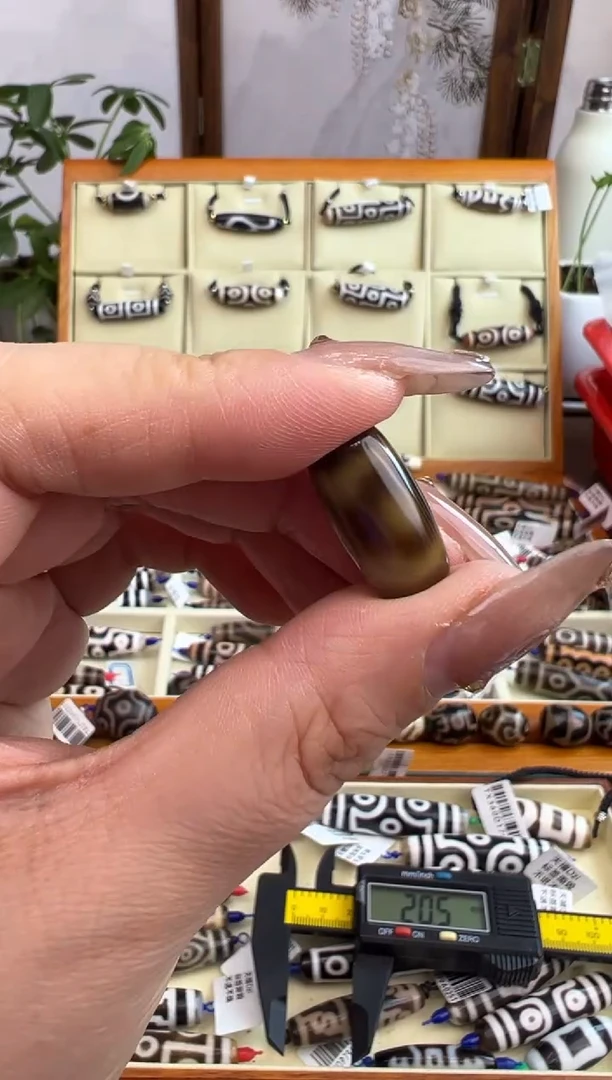 【闪购商品】玛瑙/玉髓吊坠(不含链)未镶嵌15.微瑕随机发