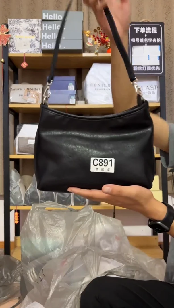 小牛剖层皮革老张家女包891