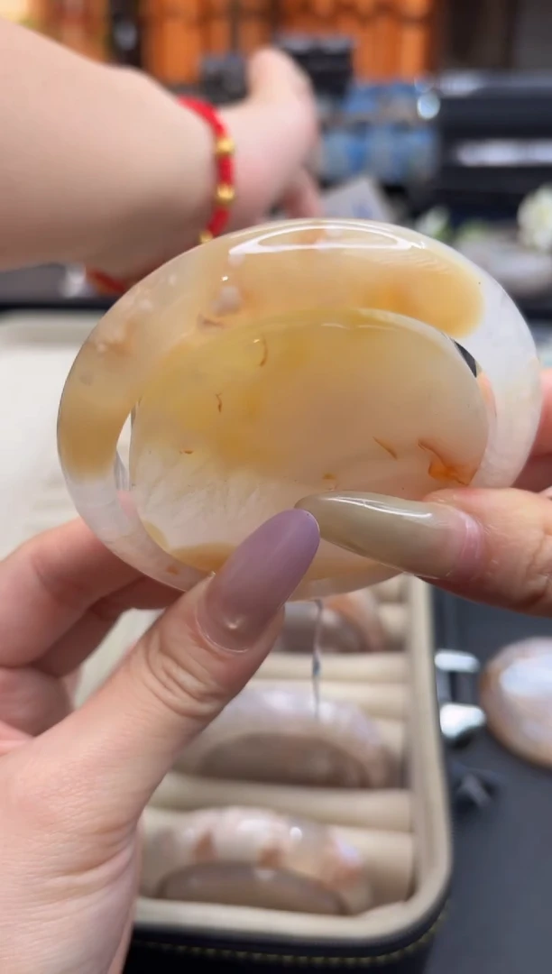 未镶嵌手镯石英质玉A154(59圈赠送镯心)