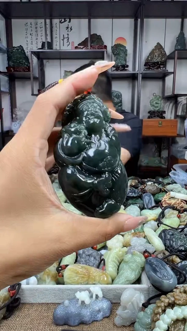 未镶嵌和田玉把件1