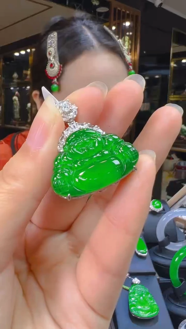 翡翠银S925镶嵌吊坠(赠链)077（多样性发其一）