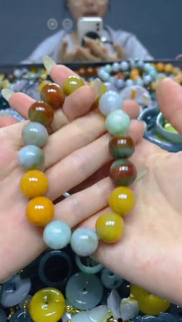 颈饰未镶嵌翡翠13MM/ J /翡翠A货，一件也是批发价