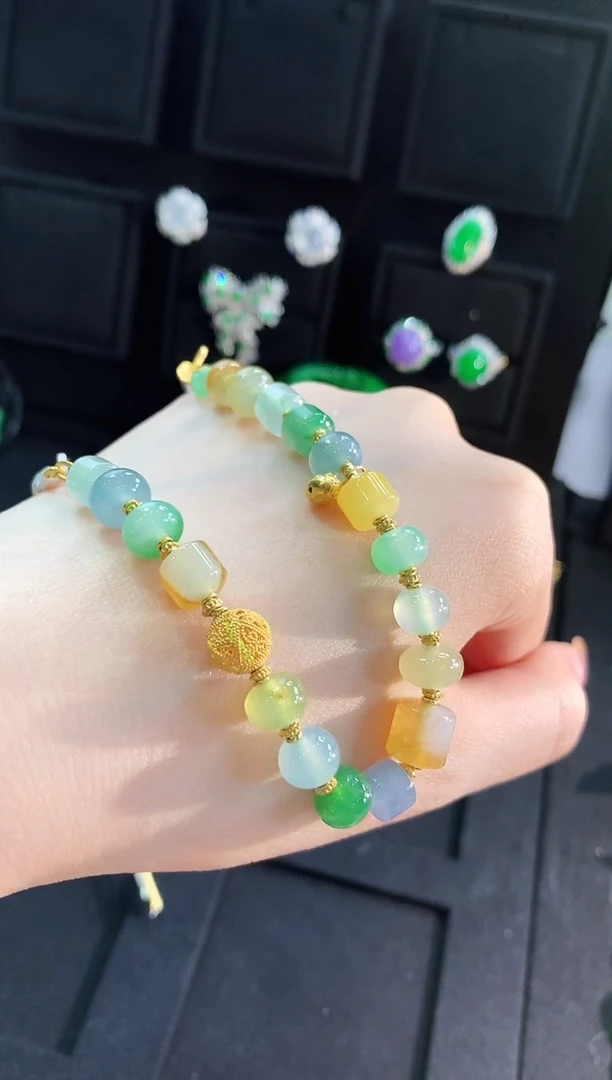 【闪购商品】翡翠手链18K金镶嵌手饰