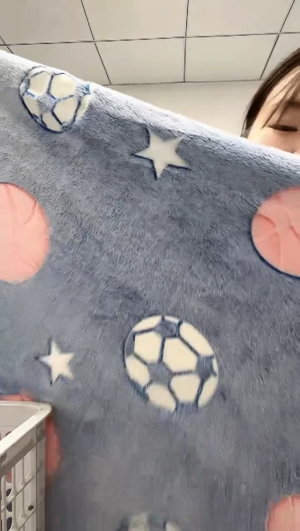 法兰绒3X1.3左右以主播介绍为准